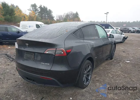 2025 Tesla Model Y Long Range Dual Motor All-Wheel Drive из США, поврежденный, VIN 7SAYGAEE5SF263181